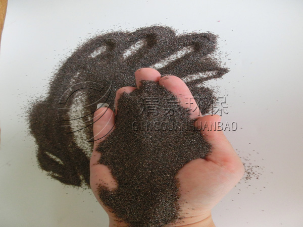ظĥ